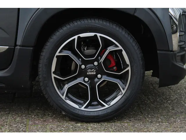 Ligier JS60 Brommobiel Chic AIRCO,LMV 2022 Diesel 19