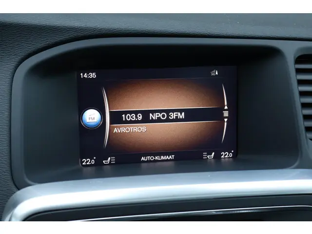 Volvo V60 Cross Country 2.0 D3 Polar+ 2018 Diesel 25