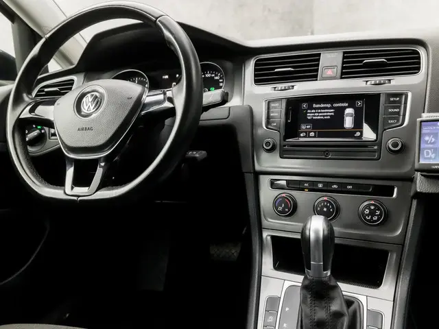 Volkswagen Golf 1.6 TDI Sport 2014 Diesel 7
