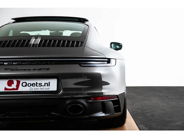 Porsche 911 3.0 Carrera 4 GTS 2022 Benzine 45