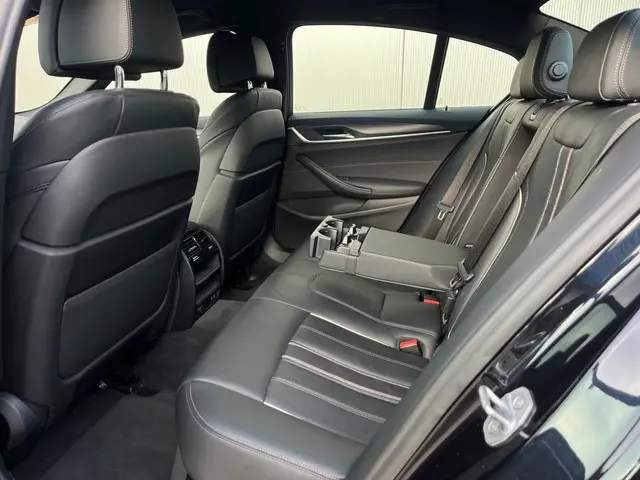 BMW 5 Serie 520i High Executive Edition 2020 Benzine 19