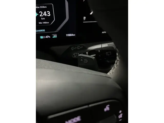 Kia EV3 Plus Advanced 81.4 kWh 2025 Elektrisch 31