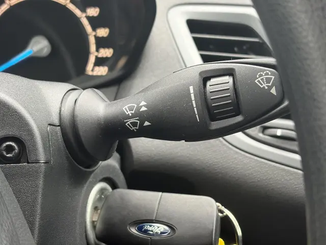 Ford Fiesta 1.0 Champion 2013 Benzine 16