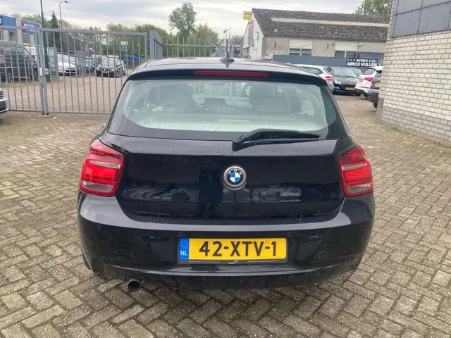 BMW 1 Serie 114i Business+ MOTOR DEFECT!! 2012 Benzine 5