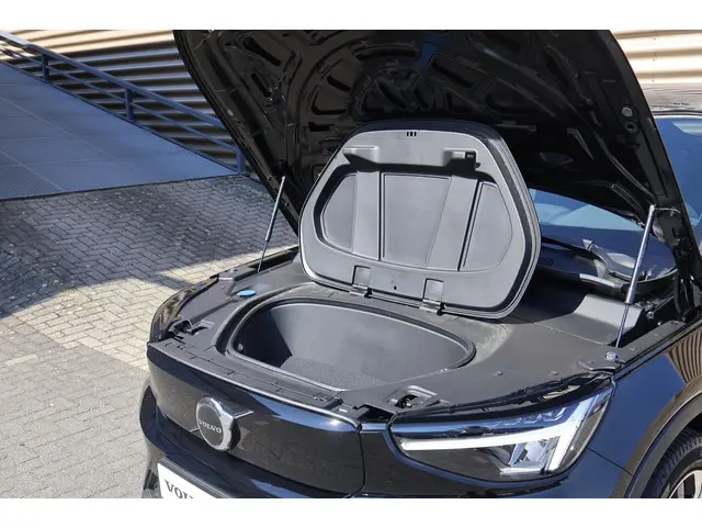 Volvo C40 Recharge Plus 69 kWh 2023 Elektrisch 7