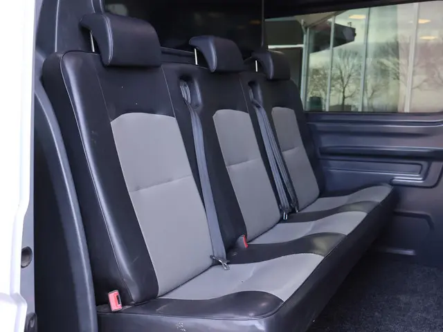MAN TGE 2.0 TDI 177 PK AUT. DUBBEL CABINE 2019 Diesel 4