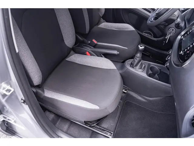 Toyota Aygo X 1.0 VVT-i MT Play 2022 Benzine 31