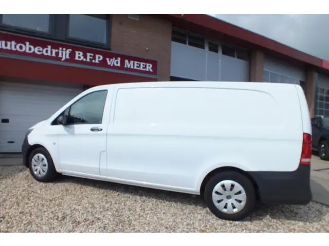 Mercedes-Benz Vito 116 CDI Extra Lang 3-zits 2018 Diesel 4