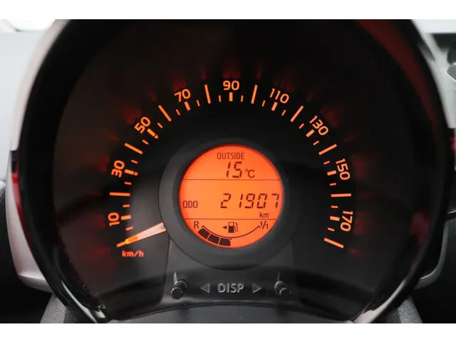 Toyota Aygo 1.0 VVT-i x-fun 2018 Benzine 4