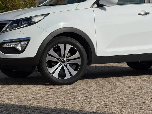 Kia Sportage 2.0 Super Pack 2013 Benzine 10