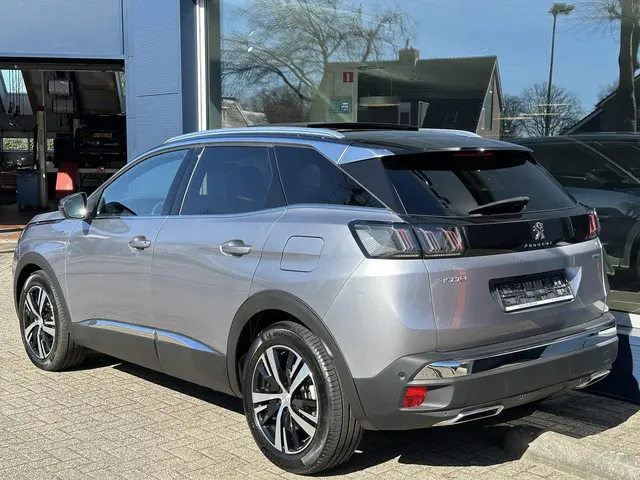 Peugeot 3008 1.6 HYbrid 225 PK GT 2023 Hybride Benzine 4