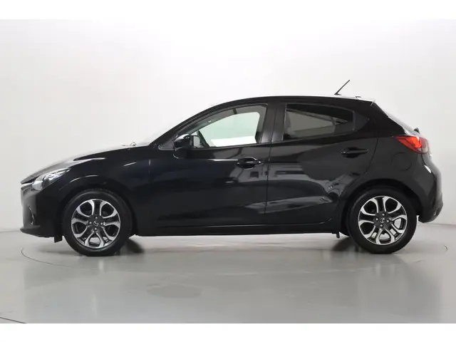 Mazda 2 1.5 90pk Nakama 2016 Benzine 10
