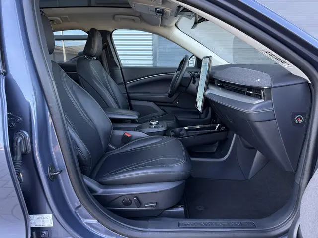 Ford Mustang Mach-E RWD 75 kWh 2021 Elektrisch 34