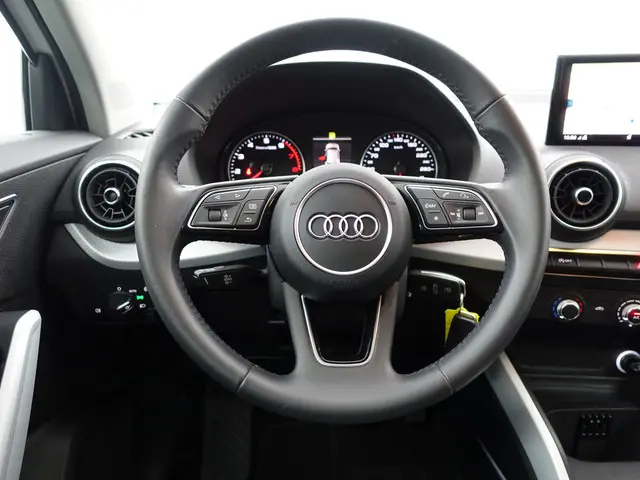 Audi Q2 1.0 TFSI S-line Aut- 2018 Benzine 15