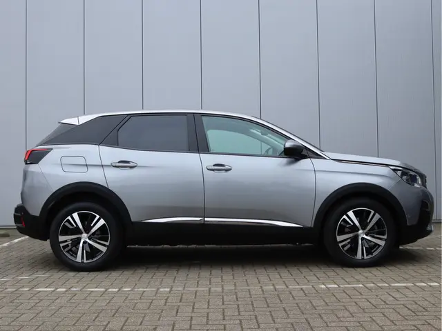 Peugeot 3008 1.2 PureTech Allure 2019 Benzine 18