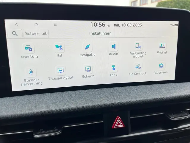 Kia EV6 Plus 77.4 kWh, BTW, Trekhaak, Led 2022 Elektrisch 23