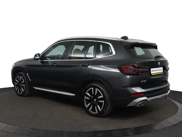 BMW X3 xDrive30e 2022 Hybride Benzine 9