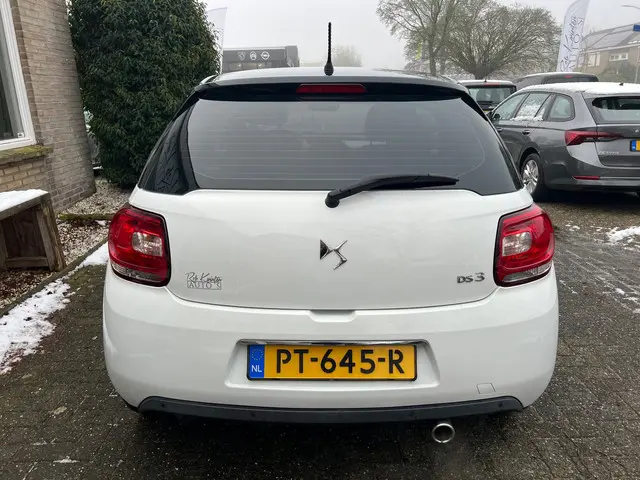 DS DS 3 1.2 PureTech Business Navigatie 2017 Benzine 26