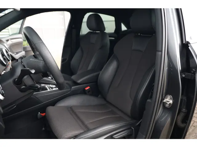 Audi A3 Limousine 30 TFSI 3x S-line 2020 Benzine 5