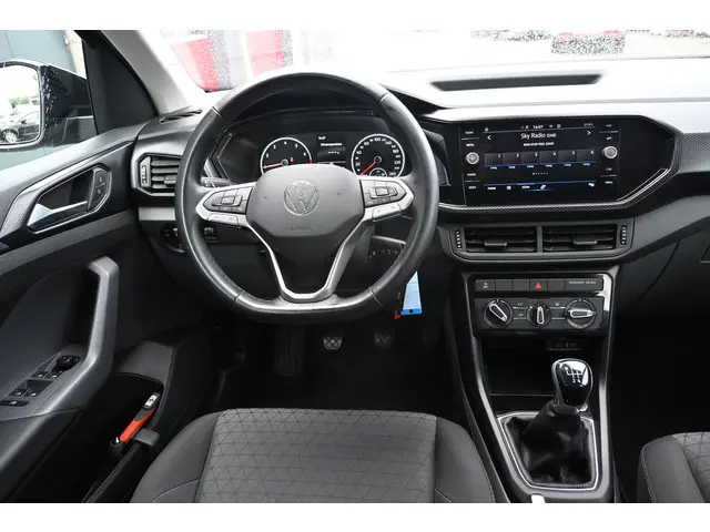 Volkswagen T-Cross 1.0 TSI Life 2021 Benzine 26