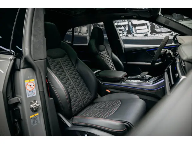 Audi RSQ8 4.0 TFSI RS Q8 quattro 2023 Hybride Benzine 20
