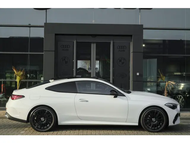 Mercedes-Benz CLE Coupé CLE200 AMG 204pk 2024 Benzine 6