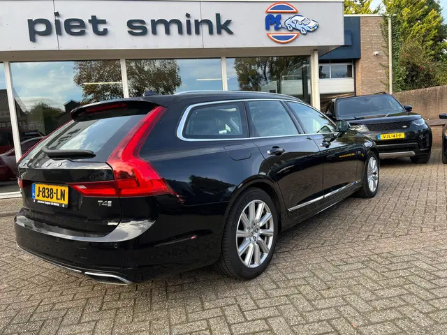 Volvo V90 2.0 T4 Business Luxury+ 2020 Benzine 30