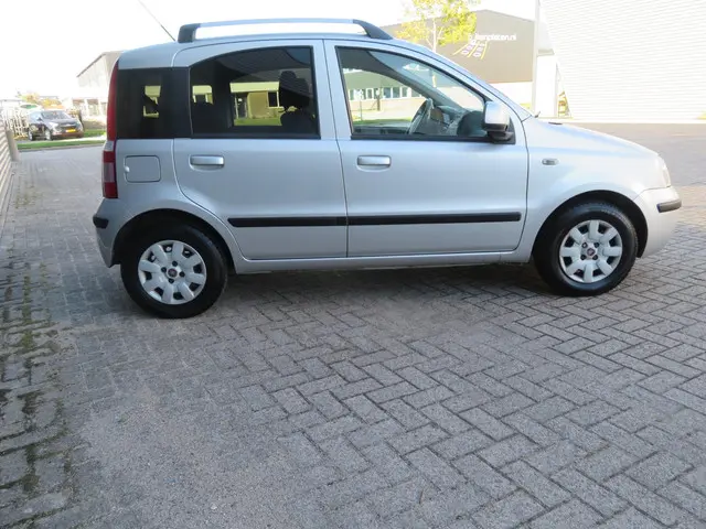 Fiat Panda 1.2 Edizione Cool 5 deurs airco 2011 Benzine 5