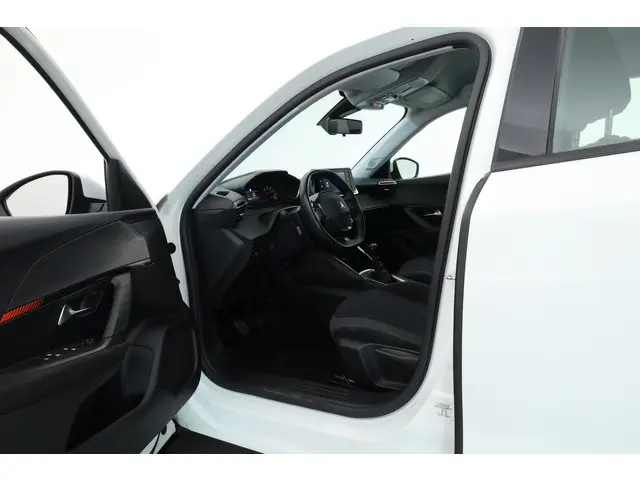 Peugeot 2008 1.5 BlueHDi Active 2020 Diesel 5