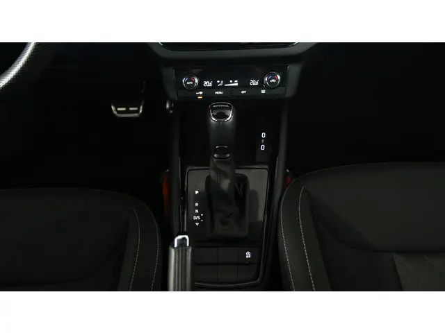 Škoda Kamiq 1.0 TSI 115pk Sport Business 2021 Benzine 30