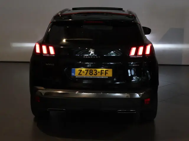 Peugeot 3008 1.6 HYbrid4 300 GT 2020 Hybride Benzine 34
