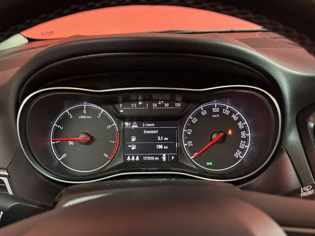 Opel Zafira 1.4 Turbo Business Executive 2017 Benzine 26