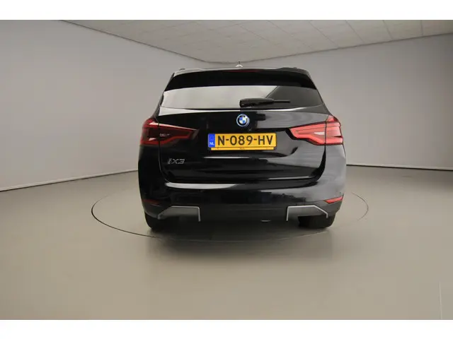 BMW iX3 3
