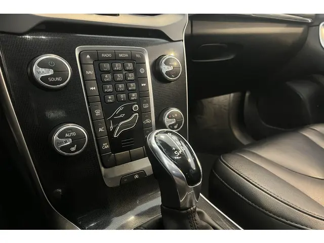 Volvo V40 T2 Polar+ Automaat 2019 Benzine 19