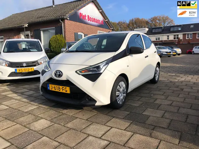 Toyota Aygo AYGO 1.0 VVT-i x-fun 2020 Benzine