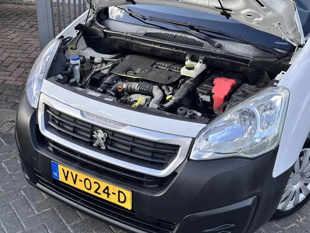 Peugeot Partner 120 1.6 BlueHDi 75 L1 XR 2016 Diesel 21