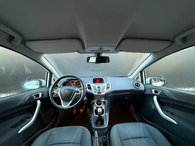 Ford Fiesta 1.25 Titanium 2013 Benzine 3