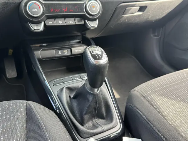 Kia Stonic 1.0 T-GDI DYNAMICPLUSLINE 2020 Benzine 22