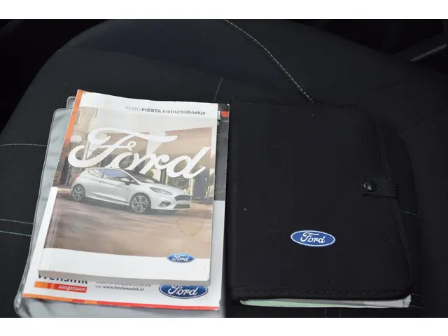 Ford Fiesta 1.1 Trend 2018 Benzine 36