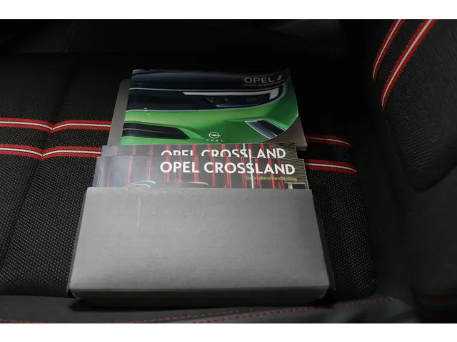 Opel Crossland 1.2 Turbo GS Line 2023 Benzine 20