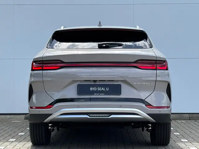 BYD SEAL U Design 87 kWh 2025 Elektrisch 18