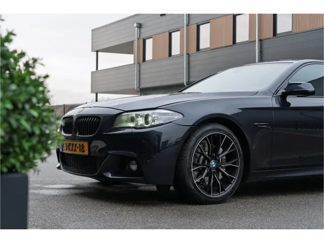 BMW 5 Serie 528i High Executive | 2013 Benzine 33