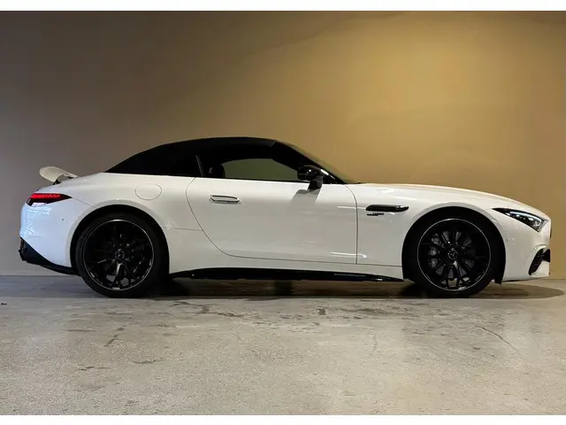 Mercedes-Benz SL Roadster AMG 43 2022 Hybride Benzine 7