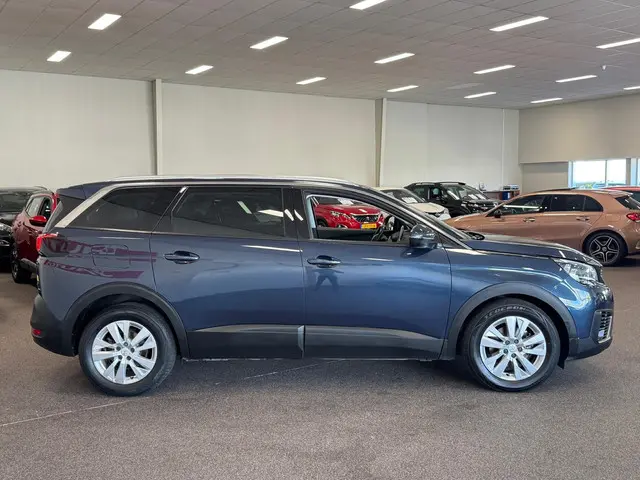 Peugeot 5008 1.2 PureTech Allure 2019 Benzine 6