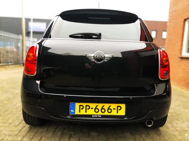 MINI Countryman Mini 1.6/NAVI/USB/PDC/TOPSTAAT! 2014 Benzine 9