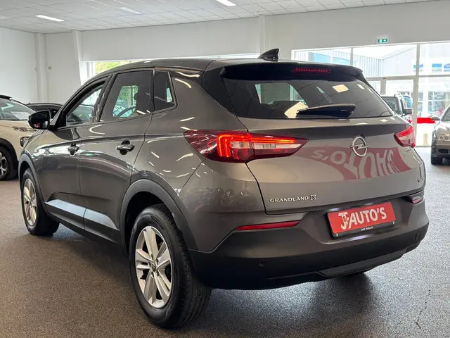Opel Grandland X 1.2 Turbo 2019 Benzine 3