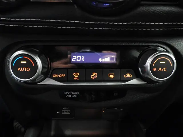 Nissan Juke 1.0 DIG-T N-Design 2023 Benzine 6