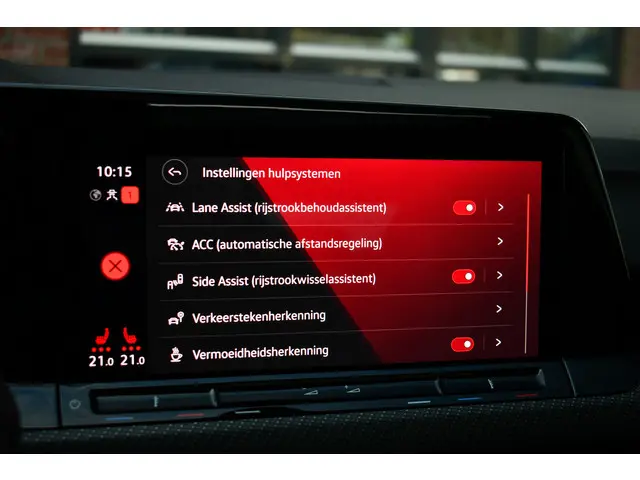 Volkswagen Golf Variant 1.5 eTSI R-Line 2021 Benzine 13