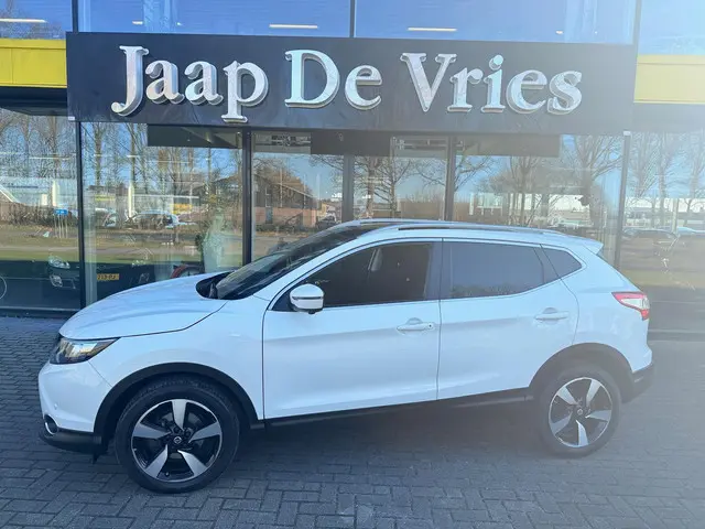 Nissan QASHQAI 1.2 N-Connecta Automaat 2017 Benzine 2