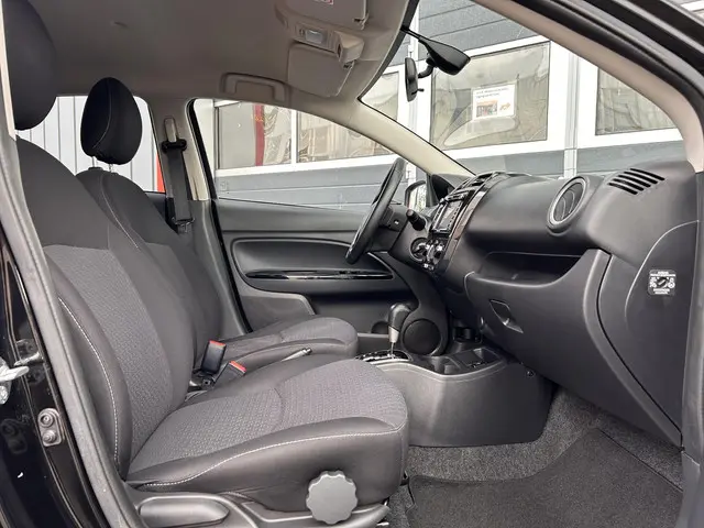 Mitsubishi Space Star 1.0 Active 2019 Benzine 14